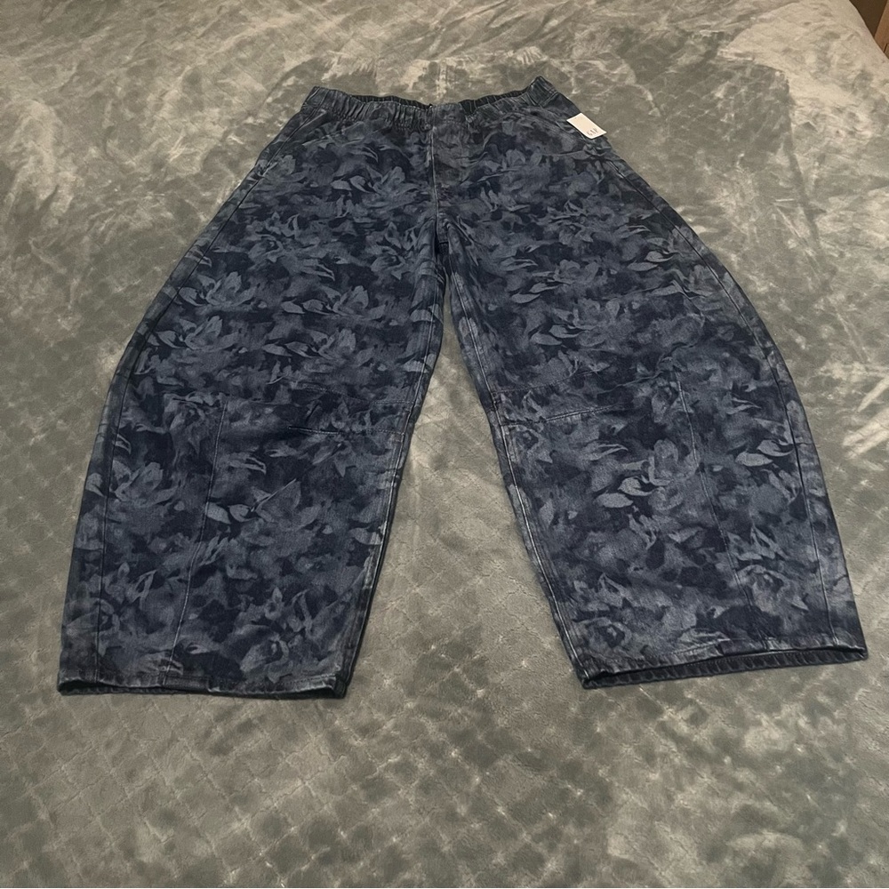 GAP Blue Floral Wide Leg Jeans NWT barrel jeans‎ M